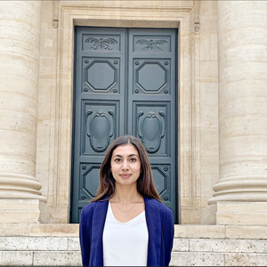 Alison - Prof de droit - Paris