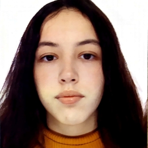 Hajar - Prof de français - Tourrettes