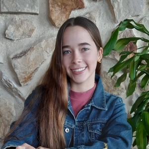 Sara - Prof de français - Metz