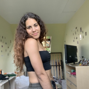 Ludivine - Prof de maths - Montreuil
