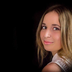 Laure - Prof d'aide aux devoirs - Bourret