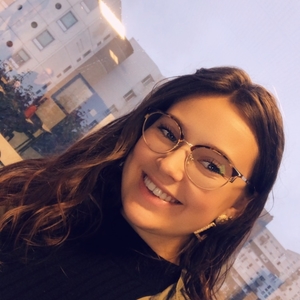 Priscillia - Prof d'aide aux devoirs - Carignan-de-Bordeaux