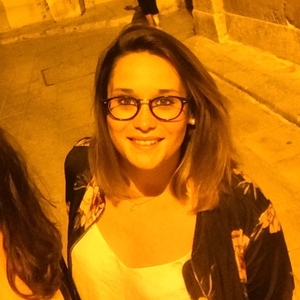 Julie - Prof de maths - Pau