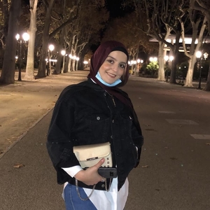 Khawla - Prof de chimie - Montigny-le-Bretonneux