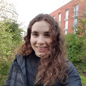 Marie - Prof de maths - Saint-Vran