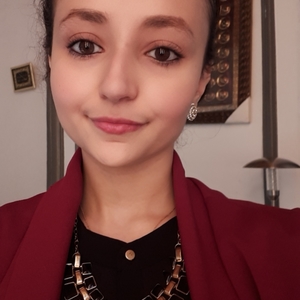 Hanane - Prof d'espagnol - Lunel
