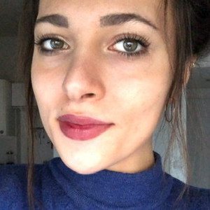Julie - Prof d'aide aux devoirs - Oullins