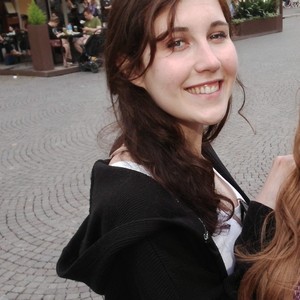 Carla - Prof d'histoire - géo - Grenoble