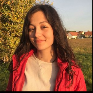 Typhanie - Prof d'espagnol - Tours