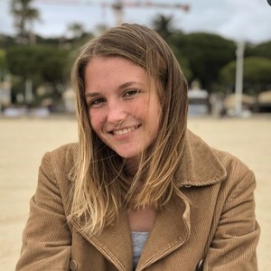 Léa - Prof d'anglais - Nice