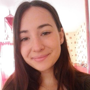 Louise - Prof d'anglais - Poitiers