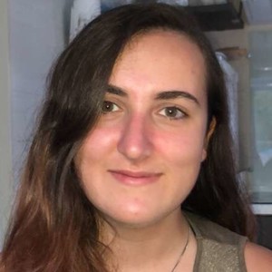 Amandine - Prof d'aide aux devoirs - Angers