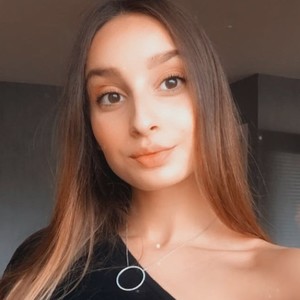 Victoria - Prof d'anglais - Brioude