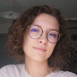 Chloé - Prof d'aide aux devoirs - Besançon