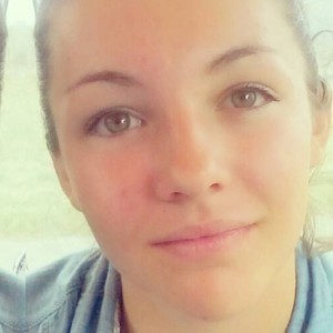 Lydie - Prof d'aide aux devoirs - Poitiers