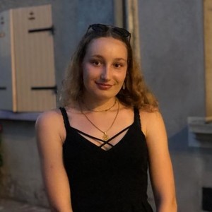 Mathilde - Prof d'histoire - géo - Nancy