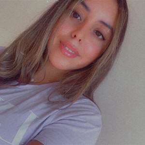Yousra - Prof de biologie moléculaire - Bruxelles