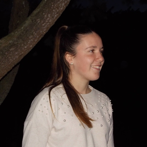 Oceane - Prof de maths - Savigné-sur-Lathan