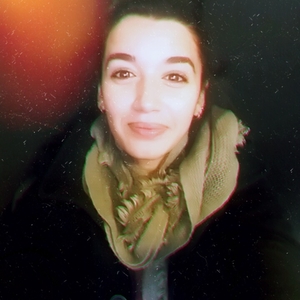 Meriem - Prof d'arabe - Poitiers