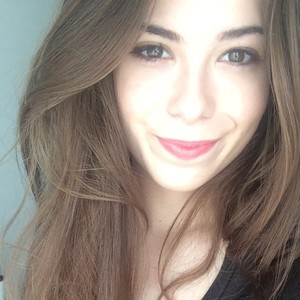 Chloe - Prof d'aide aux devoirs - Bordeaux