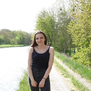 Julia - Prof d'aide aux devoirs - Schwindratzheim