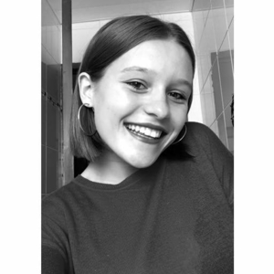 Ayten - Prof de maths - Saleux