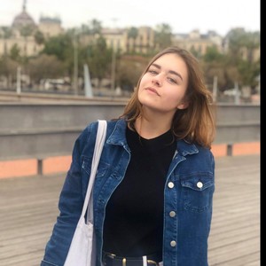 Eglantine - Prof de français - Paris