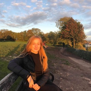Jade - Prof d'anglais - 
