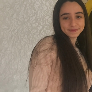 Selin - Prof de maths - Paris