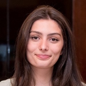 Raphaëlla - Prof de SES - Paris