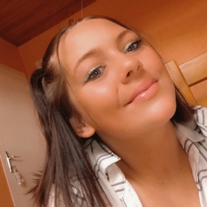 Laure - Prof de maths - Quimper