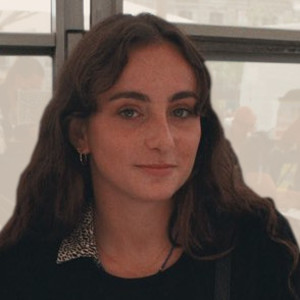 Eva - Prof d'aide aux devoirs - Paris