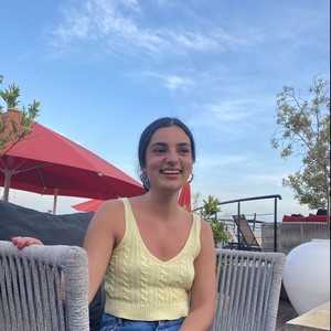 Kenza - Prof de français - Paris