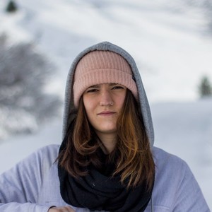 Lucie - Prof d'initiation informatique - Agos-Vidalos