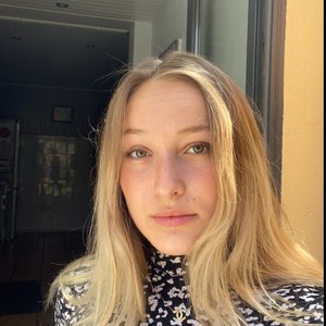 Amelie - Prof de maths - Albertville