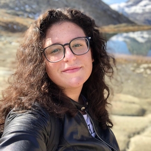 Lais - Prof de maths - Annecy