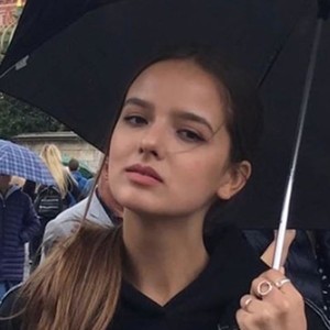 Elvira - Prof de russe - Paris