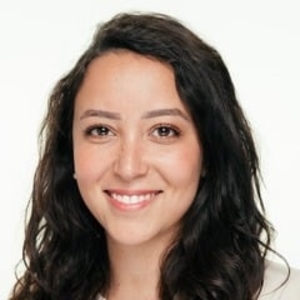 Marie - Prof de droit - Paris
