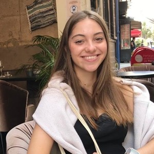 Léopoldine - Prof d'aide aux devoirs - Jouy-en-Josas