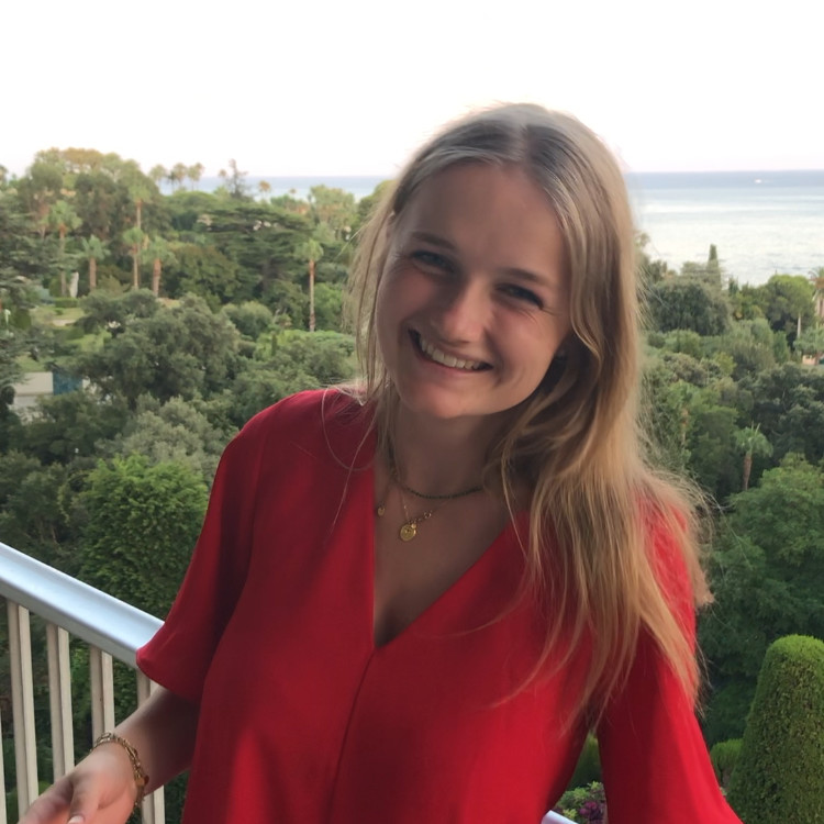 Eulalie - Prof de maths - Paris