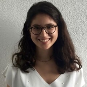 Chloé - Prof d'histoire - Paris