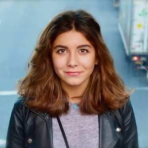 Margot - Prof de maths - Paris