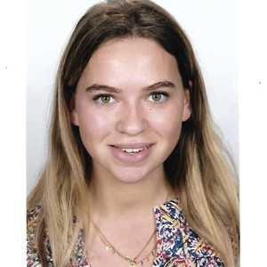 Philippine - Prof de français - Paris