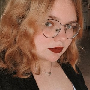 Cassandra - Prof de français - Chapelle-lez-Herlaimont