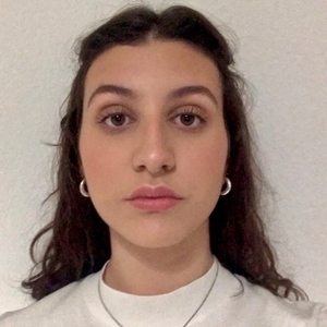 Elina - Prof d'aide aux devoirs - Carouge