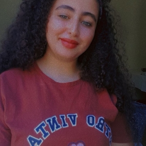 Nouhaila - Prof de maths - Toulouse