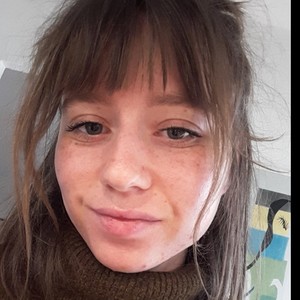 Emilie - Prof d'histoire - Draguignan
