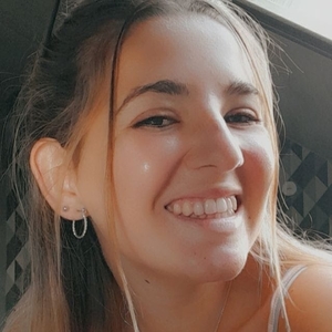 Laura - Prof d'aide aux devoirs - Dijon