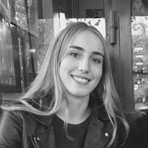 Lise - Prof d'histoire - Paris
