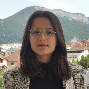 Ines - Prof d'aide aux devoirs - Lyon
